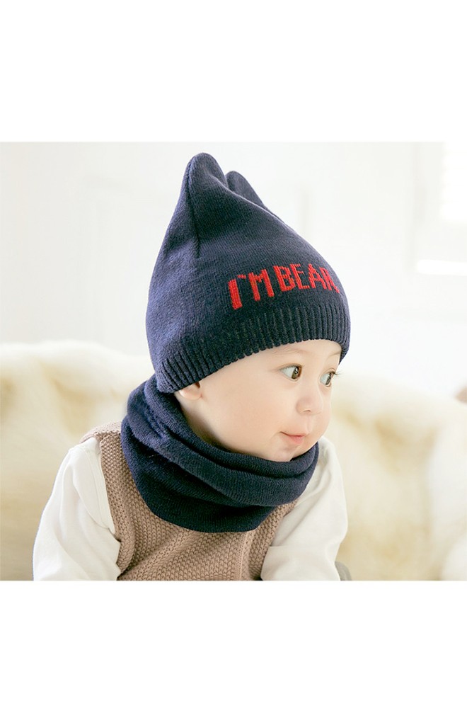 เซ็ตหมวกไหมพรมหูตั้ง อักษร I M BEAR มาพร้อมผ้าสวมคอ GZMM