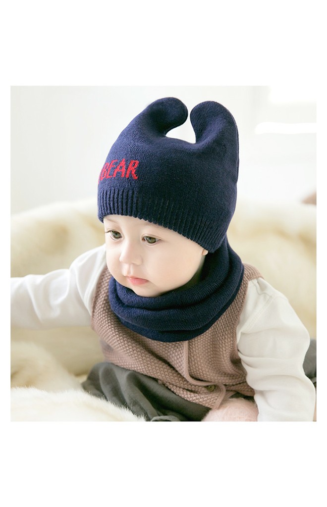 เซ็ตหมวกไหมพรมหูตั้ง อักษร I M BEAR มาพร้อมผ้าสวมคอ GZMM