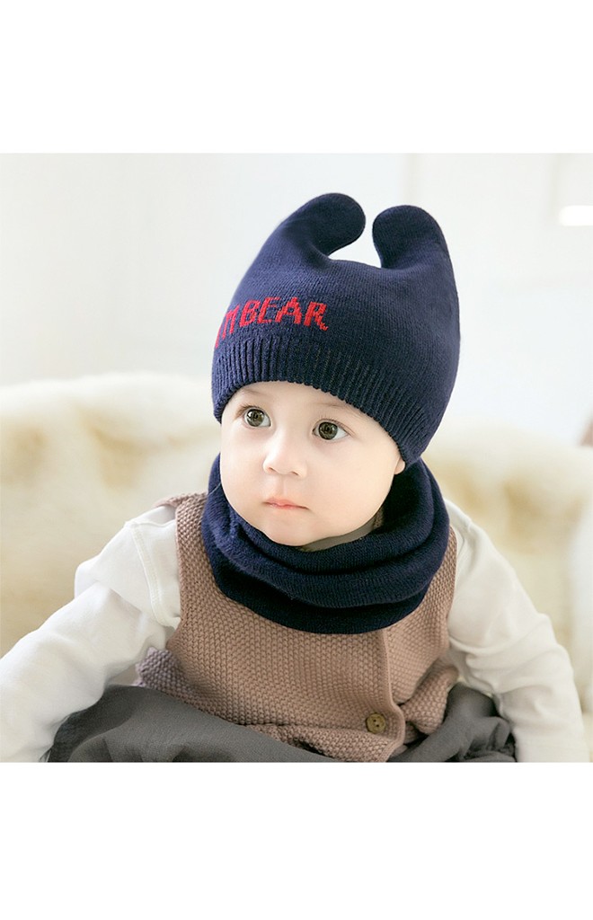 เซ็ตหมวกไหมพรมหูตั้ง อักษร I M BEAR มาพร้อมผ้าสวมคอ GZMM