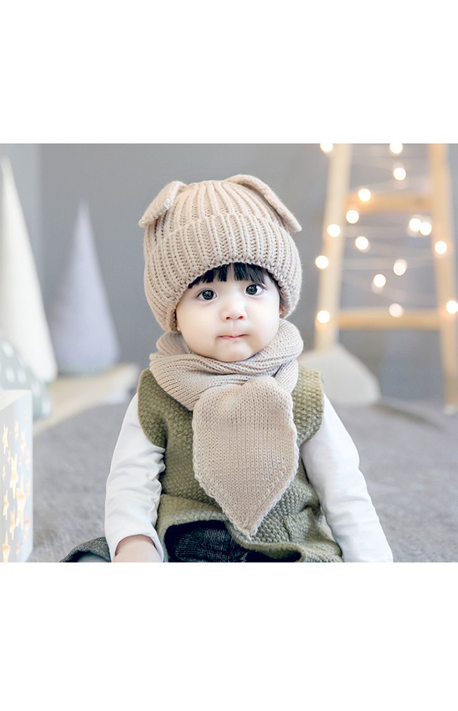 เซ็ตหมวกไหมด้านบนสายผูกยาวน่ารัก พร้อมผ้าพันคอ GZMM