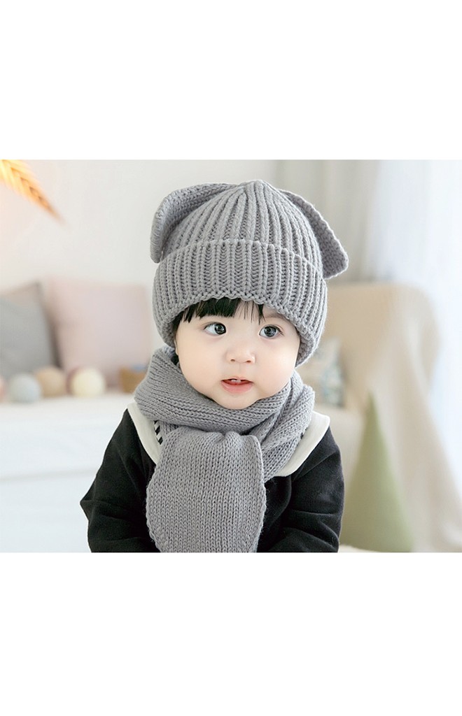เซ็ตหมวกไหมด้านบนสายผูกยาวน่ารัก พร้อมผ้าพันคอ GZMM