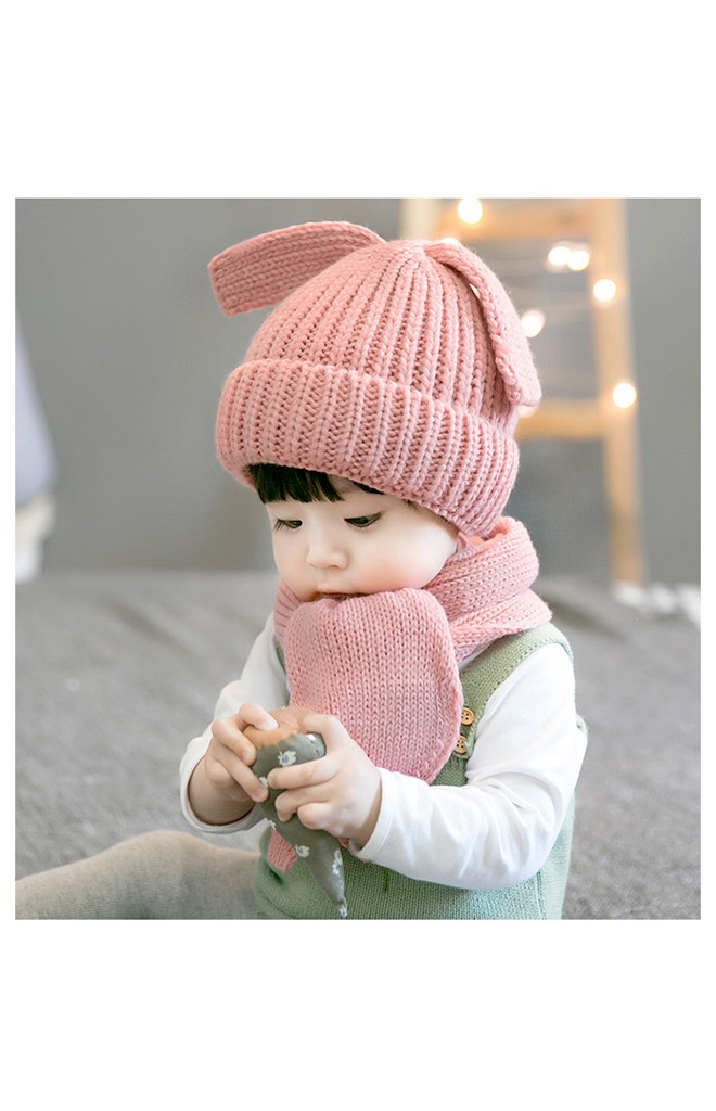 เซ็ตหมวกไหมด้านบนสายผูกยาวน่ารัก พร้อมผ้าพันคอ GZMM