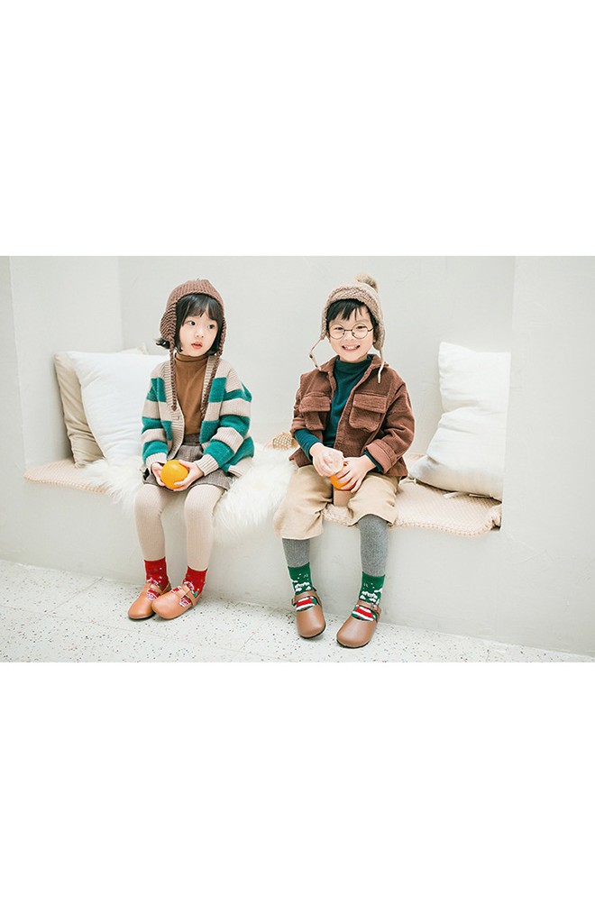 ถุงเท้าเด็กเซ็ตปีใหม่(C027) แบบหนาแพ็ค 3 คู่ สีเขียว แดง และ น้ำเงิน