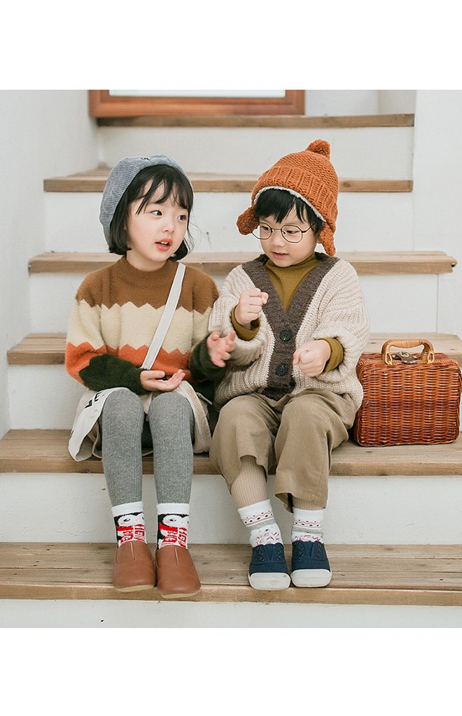 ถุงเท้าเด็กเซ็ตปีใหม่(C029) แบบหนาแพ็ค 3 คู่ โทนแดง-เทา