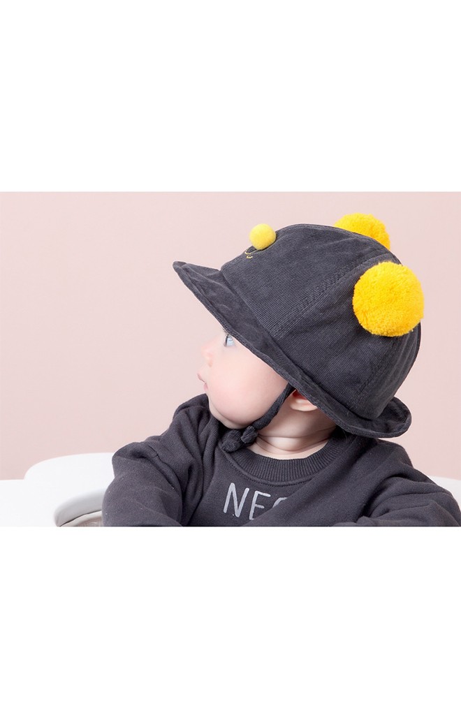 หมวกหมีน้อยปีกกว้างแต่งปอมน่ารัก ผ้าลูกฟูก