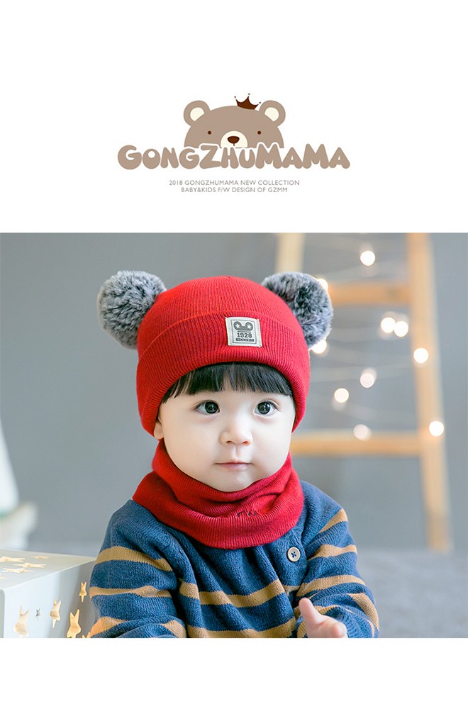 เซ็ตหมวกแต่งปอมปอมขนมิ้งมาพร้อมผ้าสวมคอ ปัก I am cute จาก GZMM