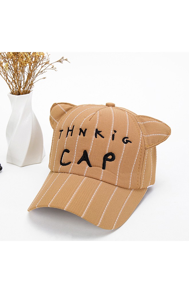หมวกแก๊ปเด็กลายทางแต่งหู ด้านหน้าปัก THNKiG CAP จาก KUKUJI