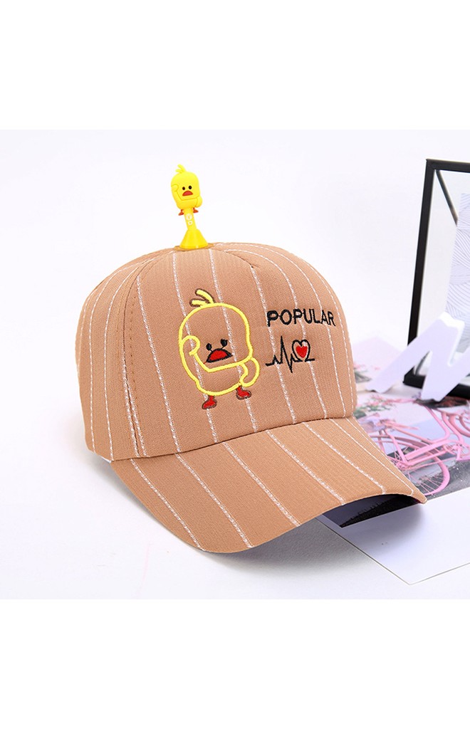 หมวกแก๊ปลายทางปักเป็ดน้อย ด้านบนแต่งตุ๊กตาเป็ด KUKUJI
