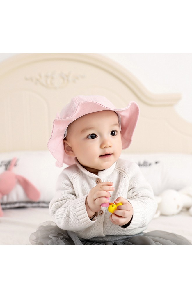 หมวกสาวน้อยปีกกว้างแต่งโบว์น่ารัก