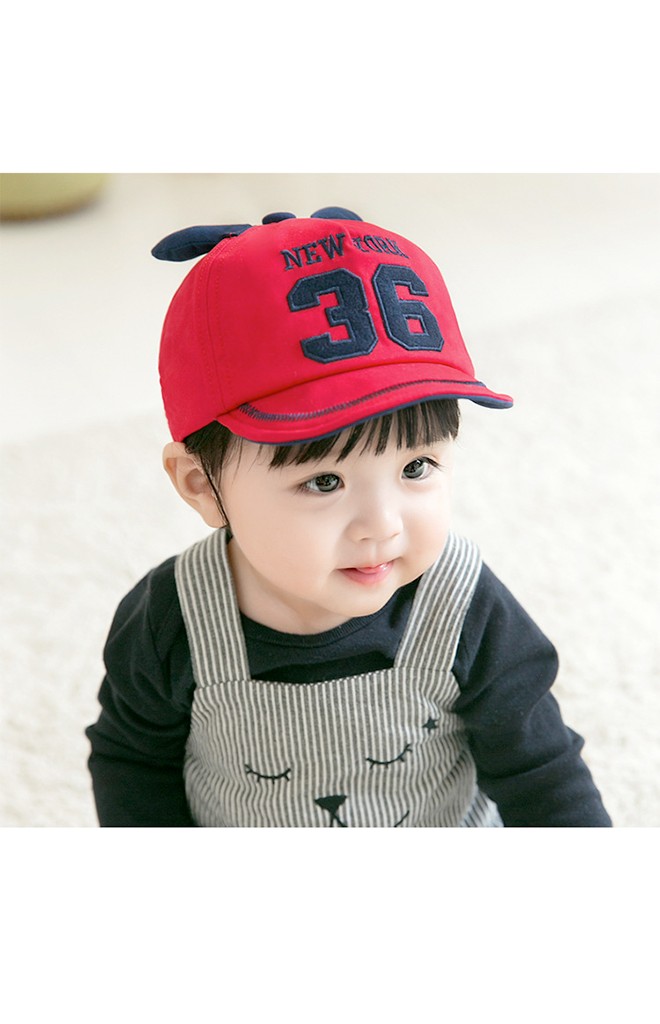 หมวกแก๊ปแต่งหูกระต่าย ปัก NEW YORK 36 ไซส์ 1-3 ปี