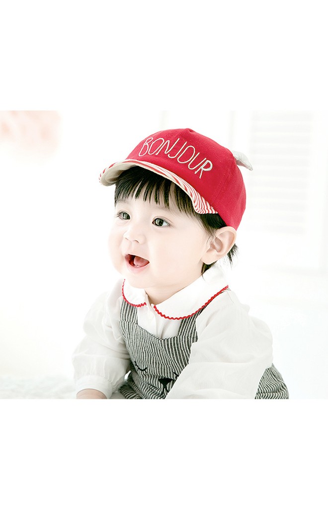 หมวกแก๊ปเด็ก ปัก BONJOUR จาก GZMM