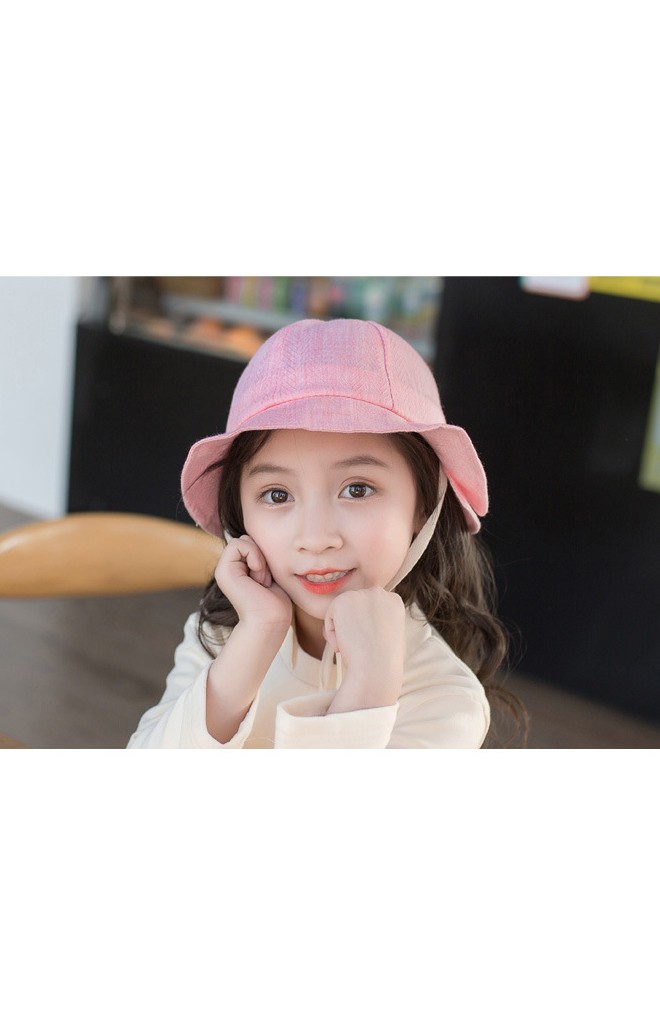หมวกปีกรอบผ้าฝ้าย ด้านข้างปีกหมวกซ้อนกัน จาก KUKUJI