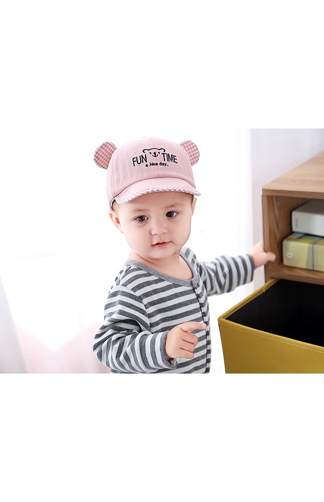 หมวกแก๊ปหมี อักษร FUN TIME หน้า-หลังปักหน้าหมี