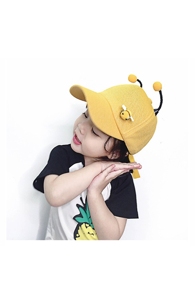 หมวกแก๊ปผึ้งน้อย แต่งหนวดยาวน่ารัก