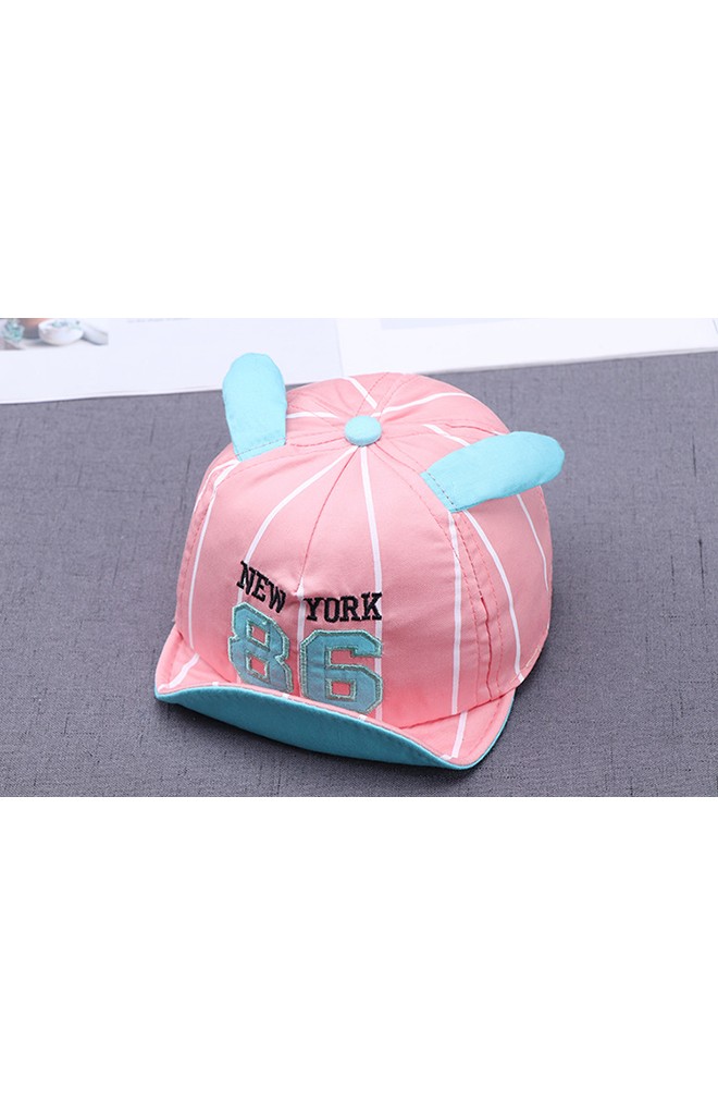 หมวกแก๊ปลายทางแต่งหูกระต่าย ปัก NEW YORK 86