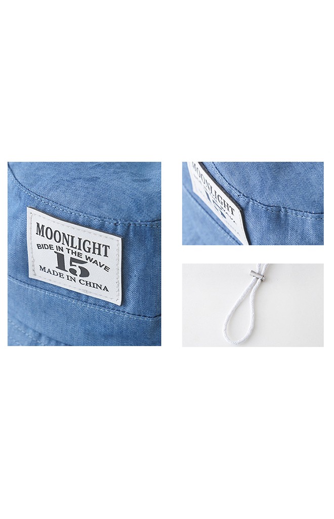 หมวกบัคเก็ตผ้ายีนส์เทียม แต่งป้าย MOONLIGHT 15 ใต้ปีกหมวกลายทาง
