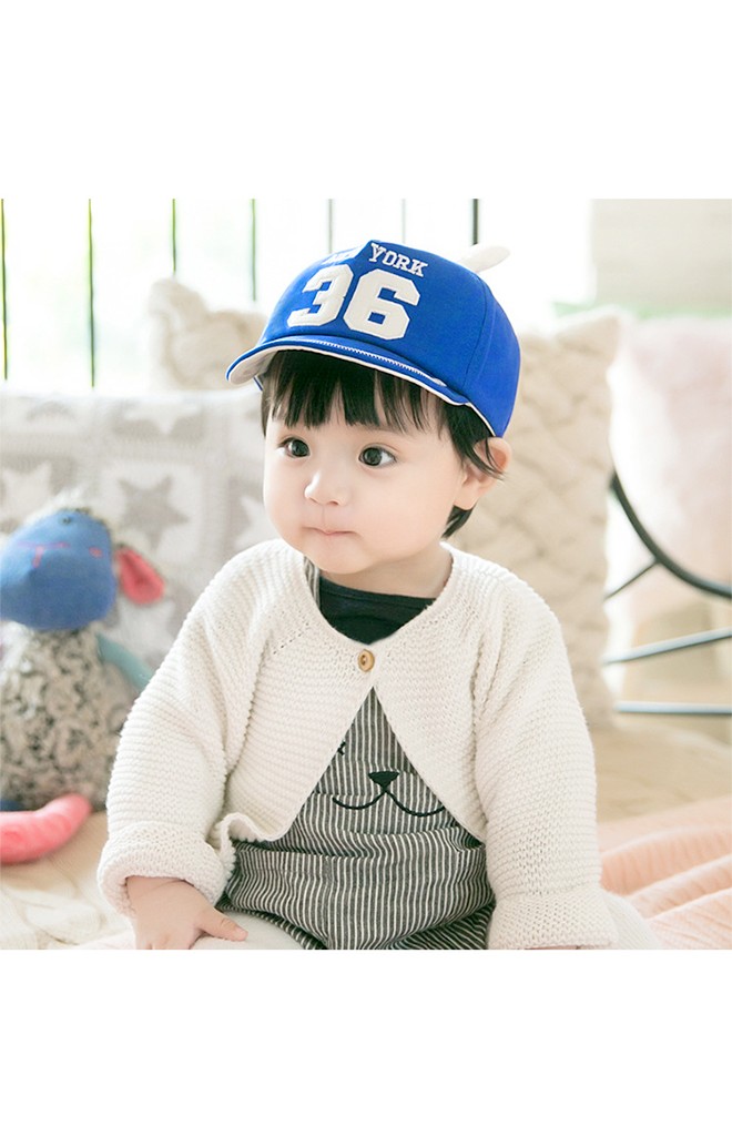 หมวกแก๊ปแต่งหูกระต่าย ปัก NEW YORK 36 ไซส์ 5-12 เดือน