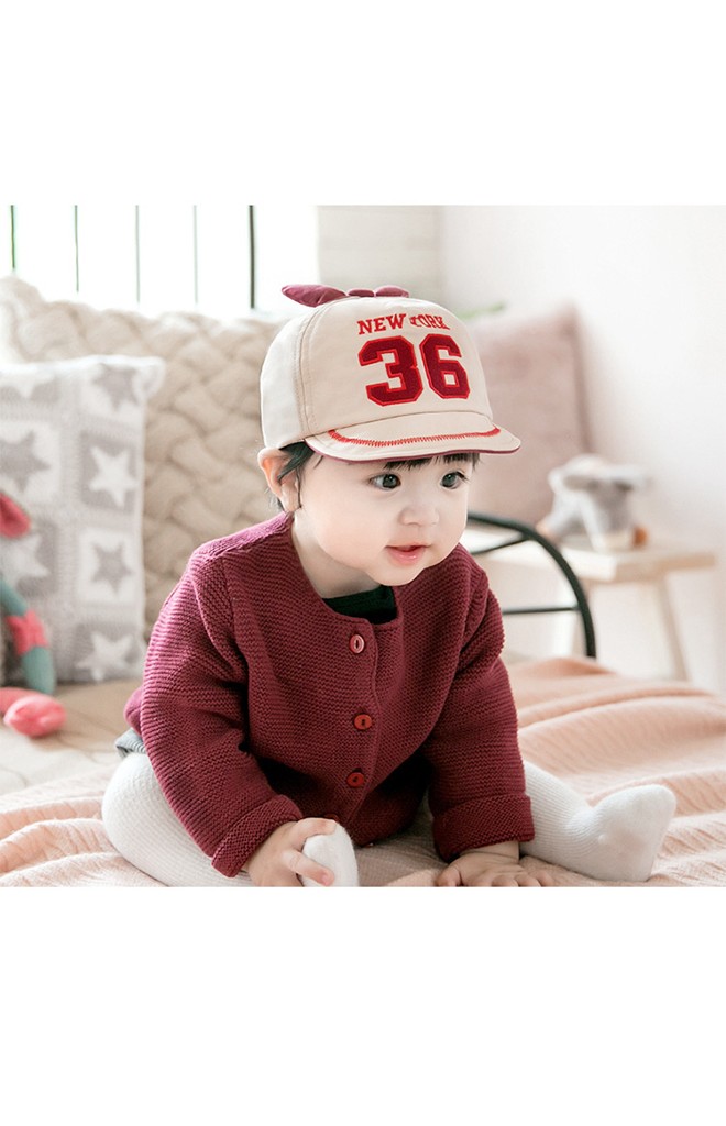 หมวกแก๊ปแต่งหูกระต่าย ปัก NEW YORK 36 ไซส์ 5-12 เดือน