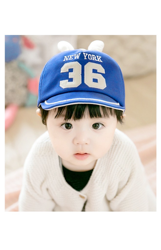 หมวกแก๊ปแต่งหูกระต่าย ปัก NEW YORK 36 ไซส์ 5-12 เดือน