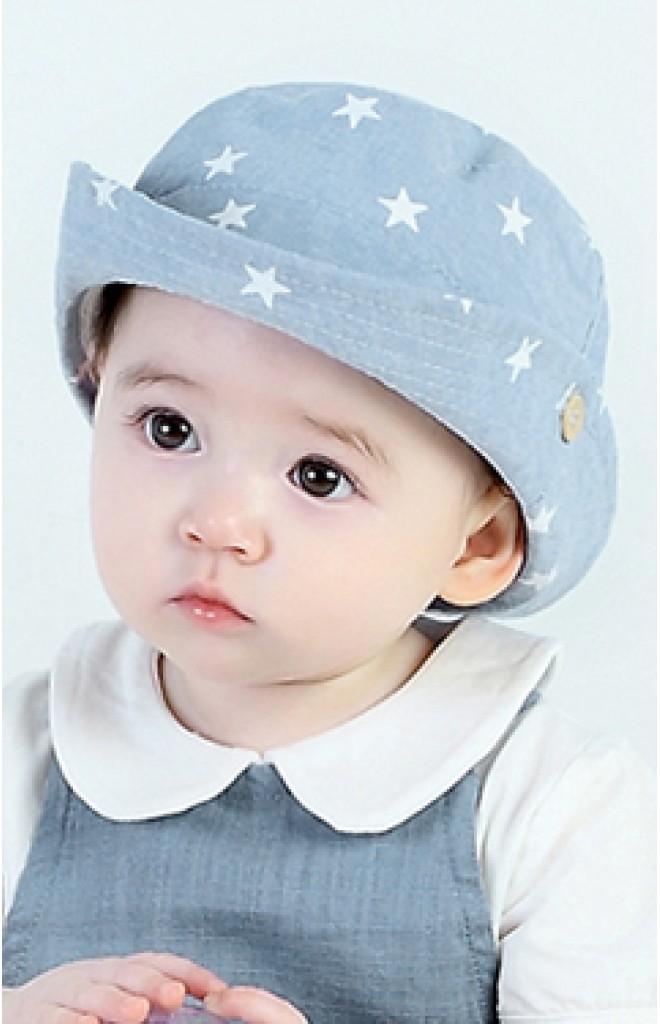 หมวกปีกรอบผ้าฝ้ายลายดาว MiLKY FRiENDS หมวกปีกรอบผ้าฝ้ายลายดาว MiLKY FRiENDS