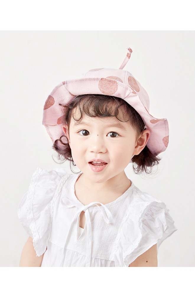 หมวกปีกรอบผ้าฝ้ายลายจุด ด้านหน้าแต่งโบว์ ด้านบนแต่งสายเชือกผูก