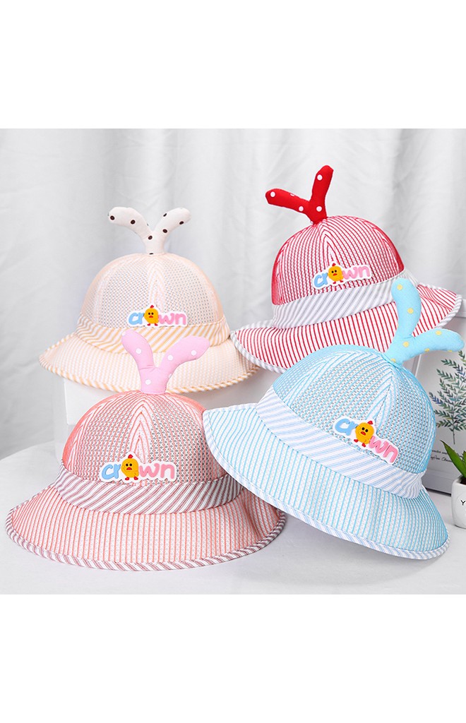 หมวกกันแดดเป็ดน้อย ผ้าตาข่าย แต่งอักษร crown