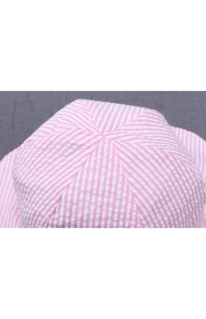 หมวกปีกรอบลายทางสีชมพูหวาน