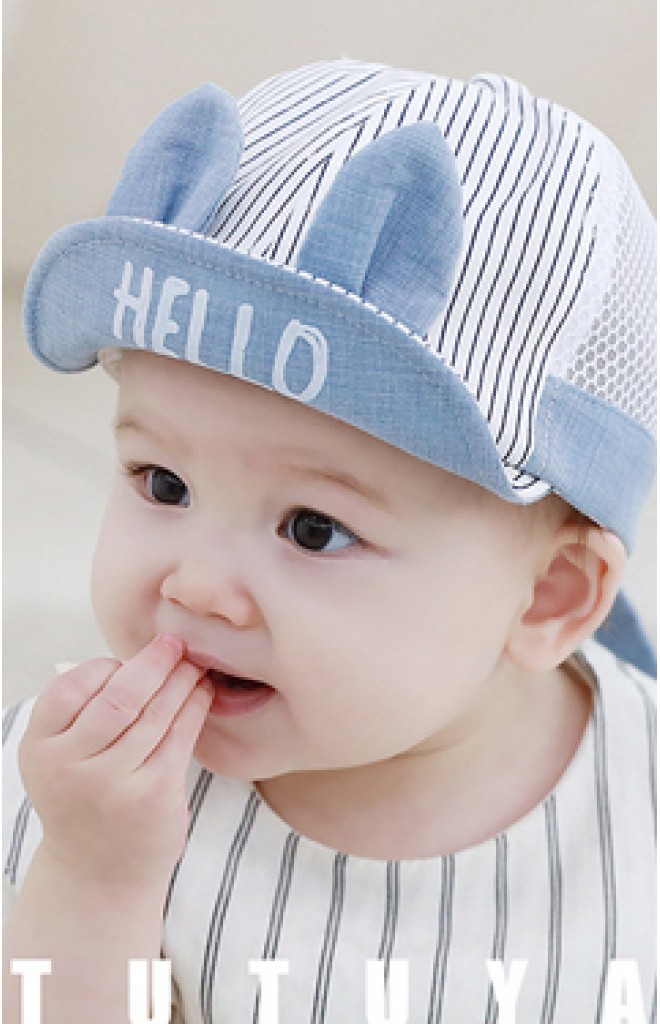 หมวกแก๊ปลายทางแต่งหู ใต้ปีกสกรีน HELLO จาก TUTUYA หมวกแก๊ปลายทางแต่งหู ใต้ปีกสกรีน HELLO จาก TUTUYA