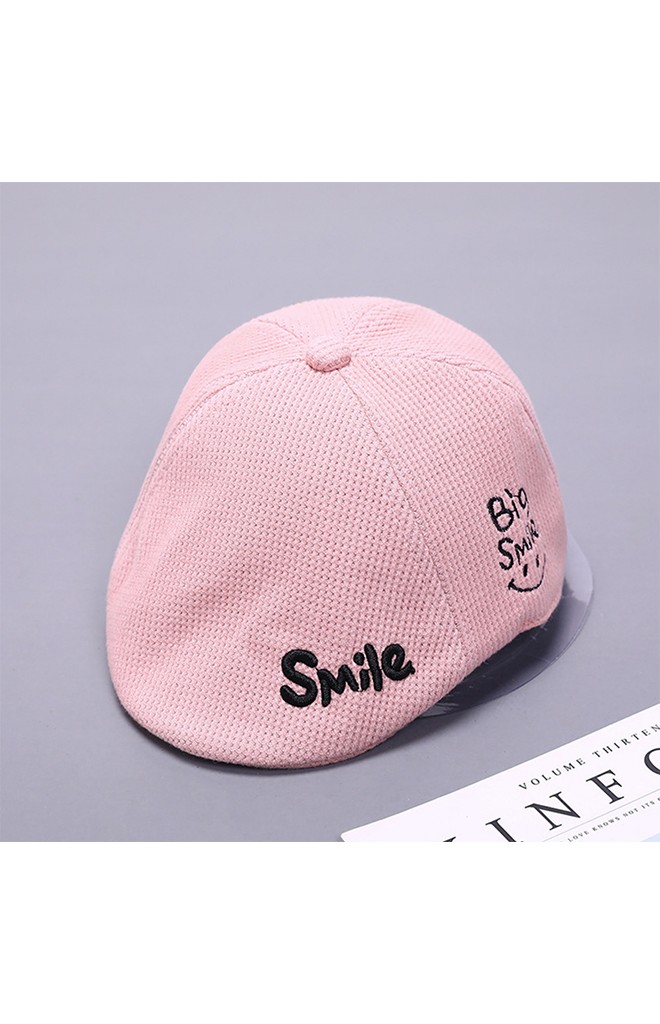 หมวกแฟลตแค๊ป ปัก Smile จาก KUKUJI