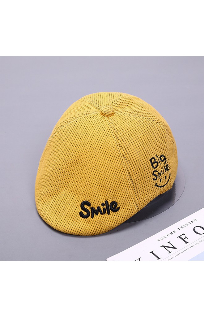 หมวกแฟลตแค๊ป ปัก Smile จาก KUKUJI