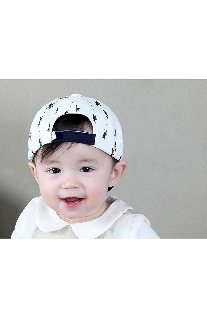 หมวกแก๊ปใต้ปีกหมวกสกรีน New York จาก MiLKY FRiENDS