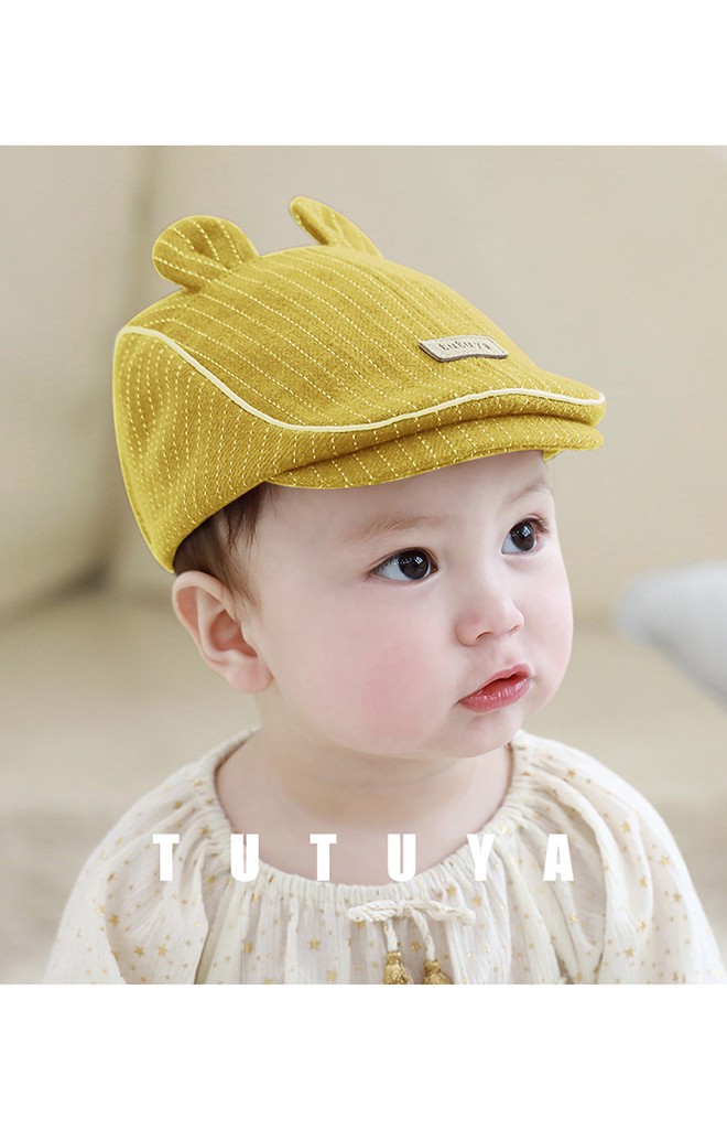 หมวกแฟลตแค๊ปลายทางแต่งหูน่ารัก จาก TUTUYA