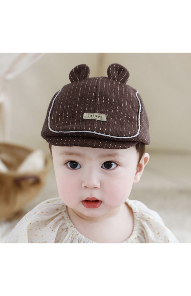 หมวกแฟลตแค๊ปลายทางแต่งหูน่ารัก จาก TUTUYA