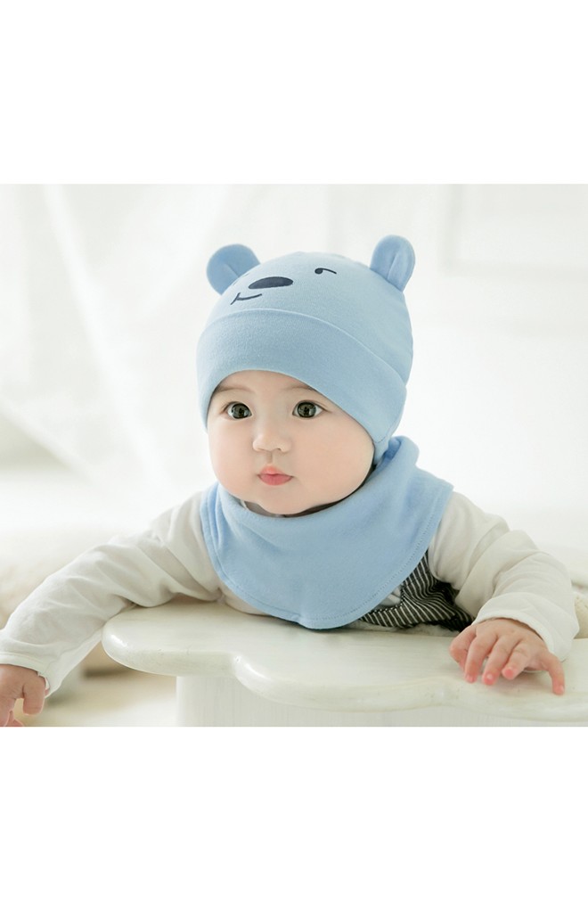 เซ็ตหมวกเด็กเล็กหมีน้อยน้อยน่ารักมาพร้อมผ้ากันเปื้อนแบบโค้ง