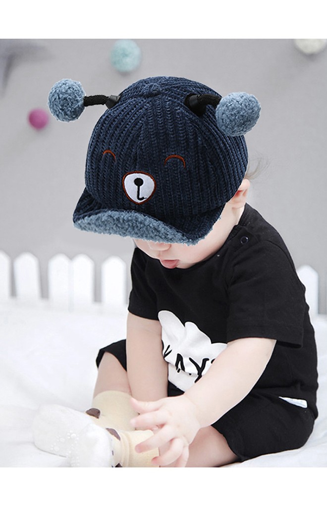 หมวกแก๊ปหมีแต่งหูปอมปอมน่ารัก
