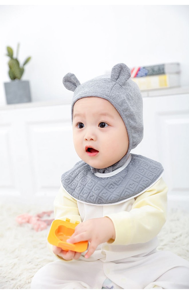 หมวกผูกคางแต่งหูเล็กๆ น่ารัก