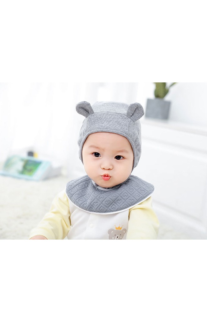 หมวกผูกคางแต่งหูเล็กๆ น่ารัก