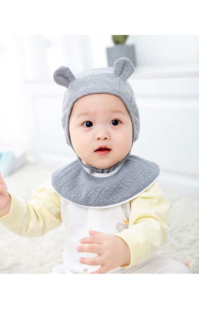 หมวกผูกคางแต่งหูเล็กๆ น่ารัก