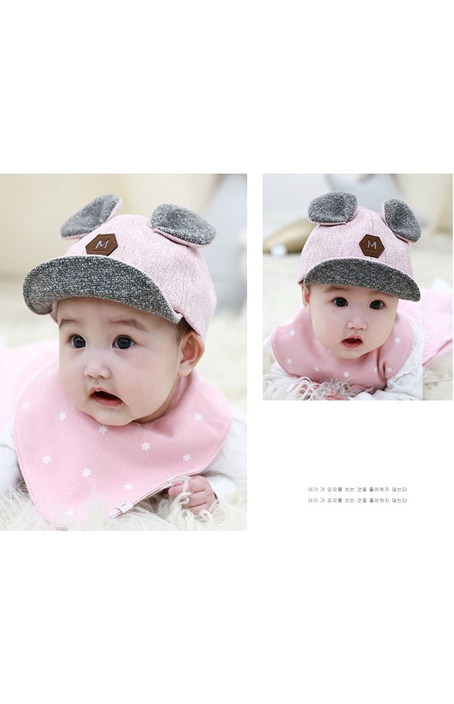 หมวกแก๊ปแต่งหูกลม ป้ายอักษร M จาก TUTUYA