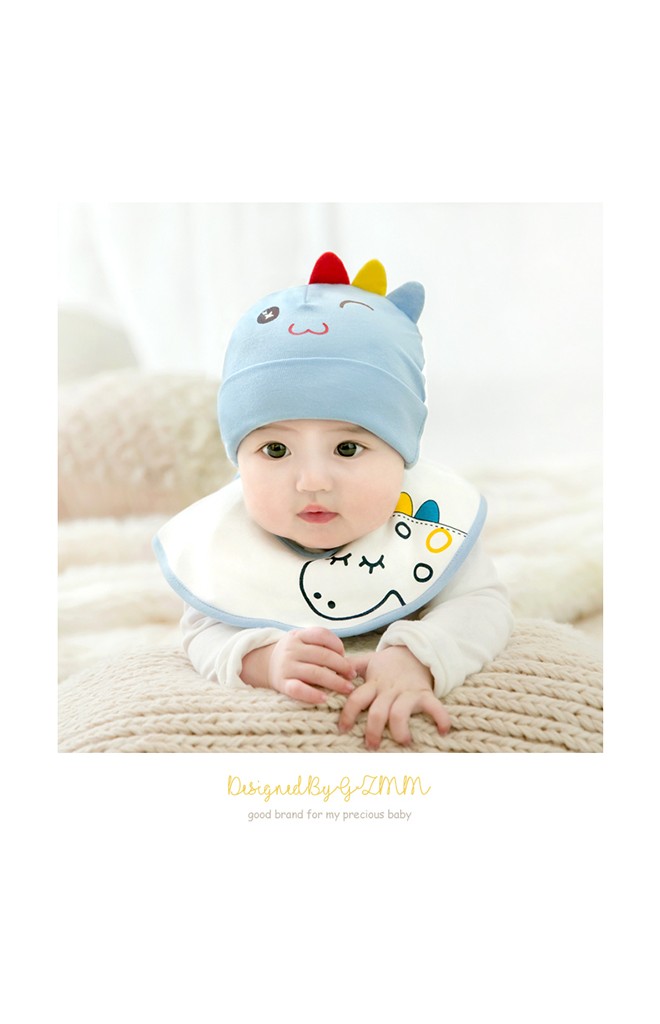เซ็ตหมวกพร้อมผ้ากันเปื้อนไดโนเสาร์ สีสันสดใส
