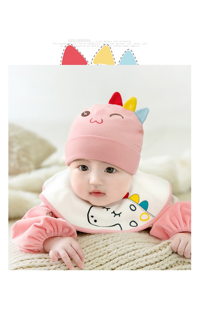เซ็ตหมวกพร้อมผ้ากันเปื้อนไดโนเสาร์ สีสันสดใส