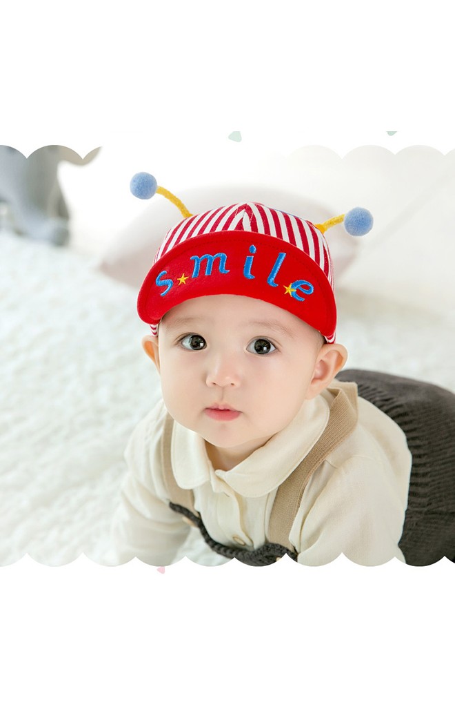 หมวกแก๊ปผึ้งน้อยลายทางใต้ปีกปัก smile จาก GZMM