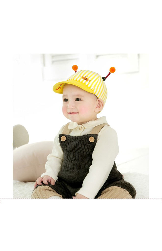 หมวกแก๊ปผึ้งน้อยลายทางใต้ปีกปัก smile จาก GZMM