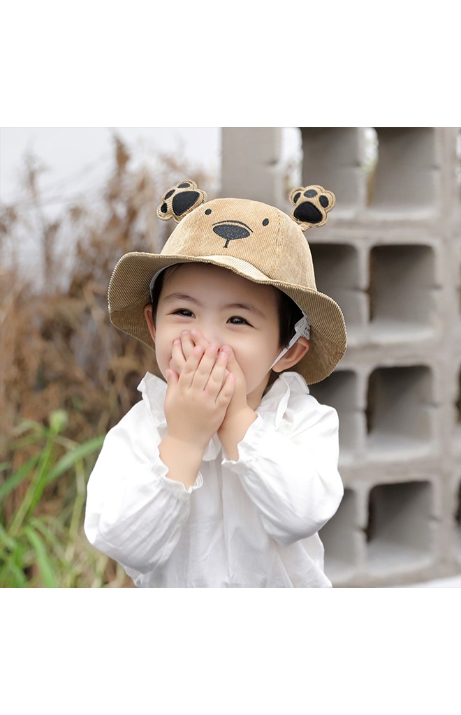หมวกบักเก็ตหมีน้อยผ้าลูกฟูก ด้านบนแต่งเท้าหมี