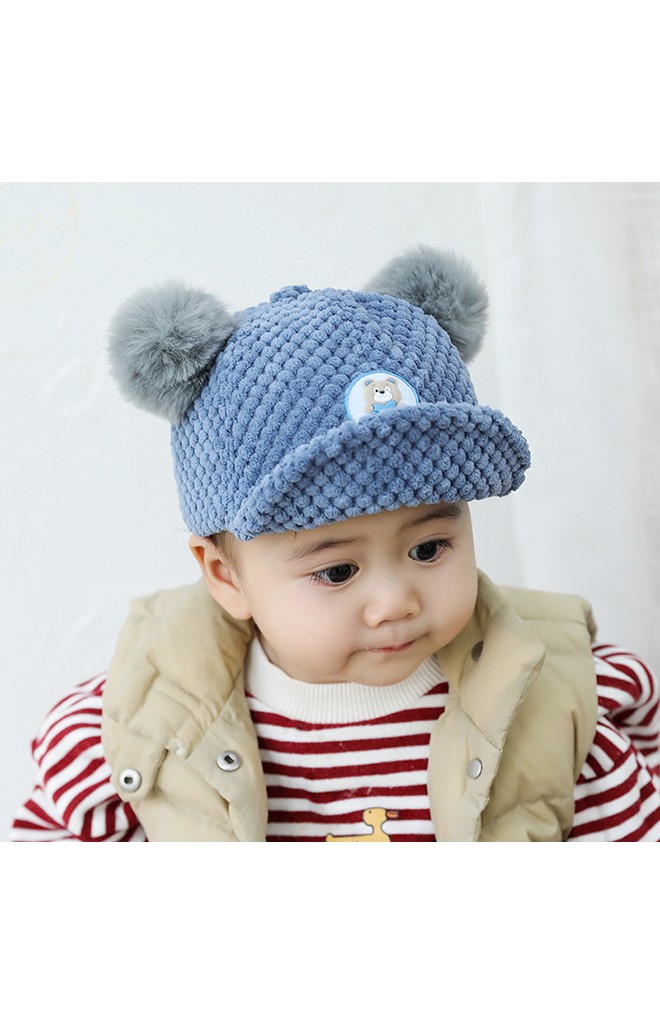 หมวกแก๊ปเด็กแต่งปอมปอม ด้านหน้ารูปหมีน้อย ผ้านูนกลมนุ่ม