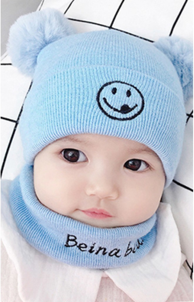 เซ็ตหมวกไหมพรมหน้ายิ้มแต่งปอมปอมขนมิ้งมาพร้อมผ้าสวมคอ เซ็ตหมวกไหมพรมหน้ายิ้มแต่งปอมปอมขนมิ้งมาพร้อมผ้าสวมคอ