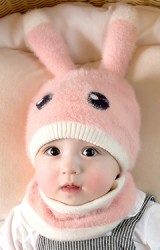 เซ็ตหมวกกระต่ายน้อยขนฟู Winter Bunny มาพร้อมผ้าสวมคอ GZMM