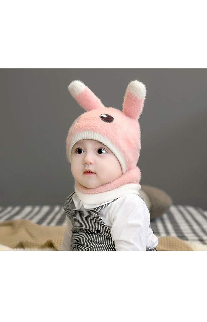 เซ็ตหมวกกระต่ายน้อยขนฟู Winter Bunny มาพร้อมผ้าสวมคอ GZMM