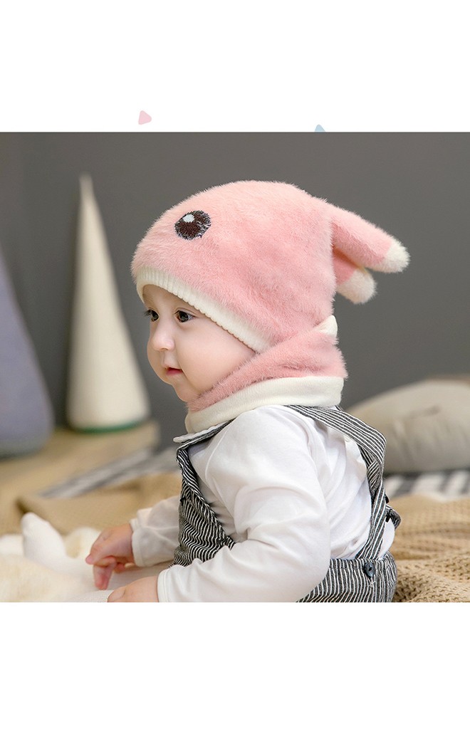 เซ็ตหมวกกระต่ายน้อยขนฟู Winter Bunny มาพร้อมผ้าสวมคอ GZMM