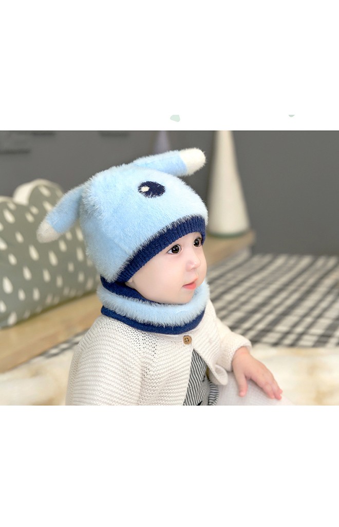 เซ็ตหมวกกระต่ายน้อยขนฟู Winter Bunny มาพร้อมผ้าสวมคอ GZMM
